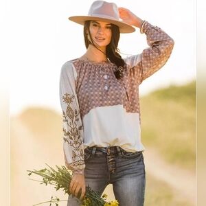 Gimmicks Raw Edge Pieced Top Size-Small